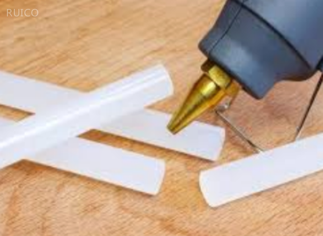 how to use hot melt glue gun